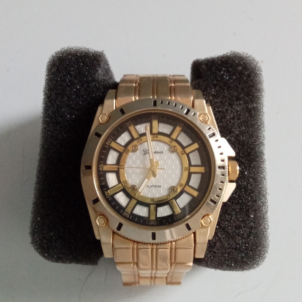 Geneva‎ Platinum Mens Gold Tone Link Bracelet Watch Bold Analog Dial